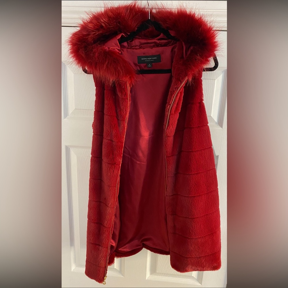 Marc New York Andrew Marc Ruby faux fur vest coat with hoodie Size Small New